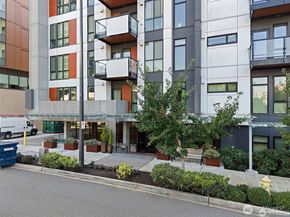 1085 103rd Avenue NE 227, Bellevue WA 98004