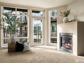 211 Kirkland Ave 415, Kirkland WA 98033