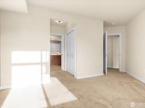 211 Kirkland Ave 415, Kirkland WA 98033