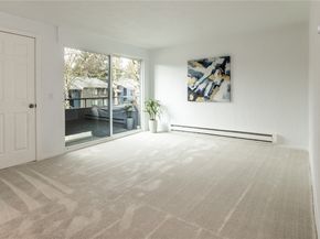 2100 N 106th 307, Seattle WA 98133