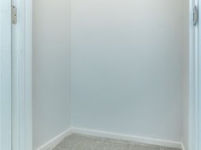 2100 N 106th 307, Seattle WA 98133