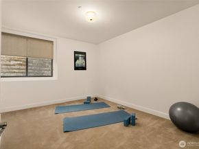 410 8th Avenue W, Kirkland WA 98033