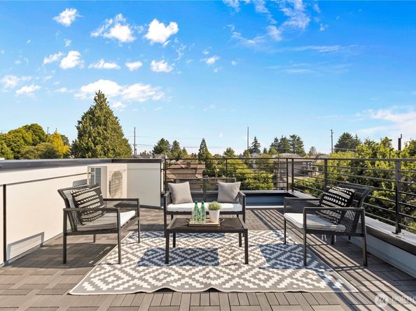 1208 C NW 83rd Street, Seattle WA 98117