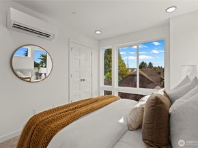 1208 C NW 83rd Street, Seattle WA 98117