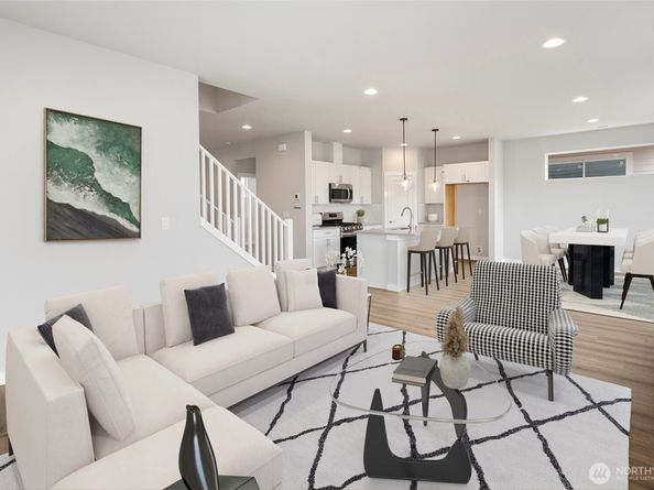 592 SW 97th Street 2, Seattle WA 98106