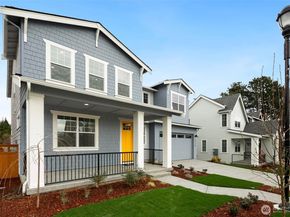 592 SW 97th St 2, Seattle WA 98106