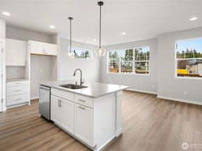 592 SW 97th Street 2, Seattle WA 98106