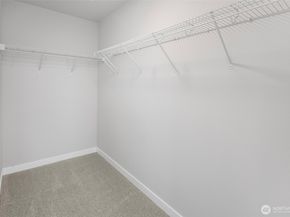 592 SW 97th St 2, Seattle WA 98106