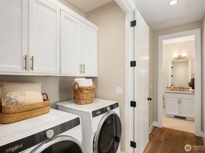 10811 (HS 111) 120TH Lane NE C, Kirkland WA 98033