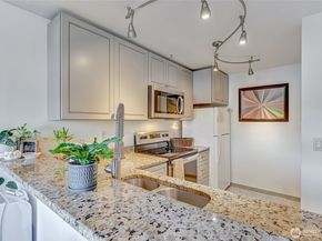 5000 Lake Washington Boulevard NE F105, Renton WA 98056