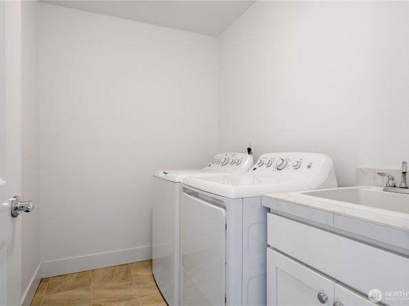 18717 43rd Drive SE, Bothell WA 98012