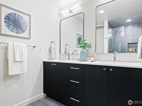 9721 6th Avenue NW, Seattle WA 98117