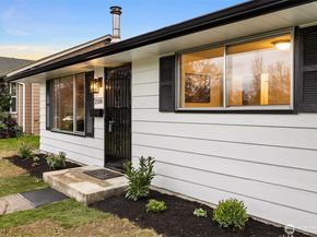 2108 Summit Avenue 3, Everett WA 98201