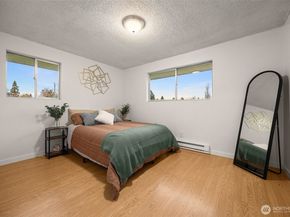 2108 Summit Avenue 3, Everett WA 98201