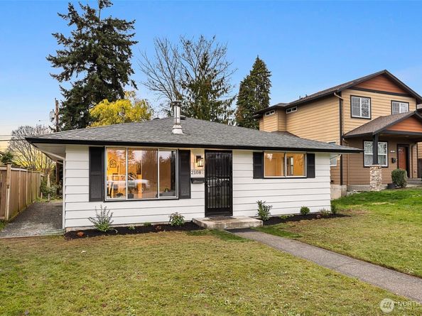 2108 Summit Avenue 3, Everett WA 98201