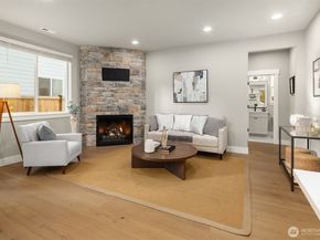 22210 80th Avenue W, Edmonds WA 98026