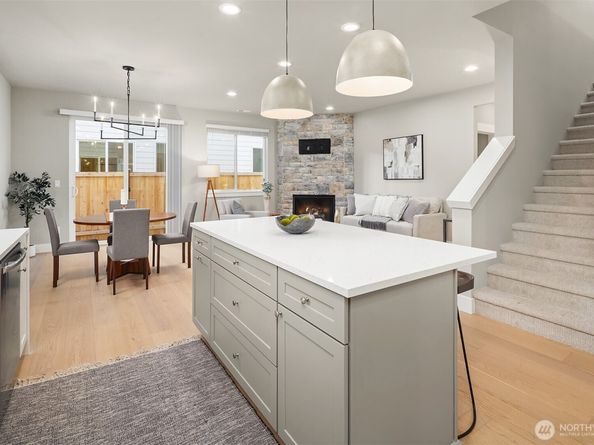 22210 80th Avenue W, Edmonds WA 98026