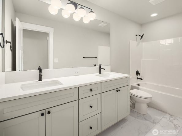 22210 80th Avenue W, Edmonds WA 98026