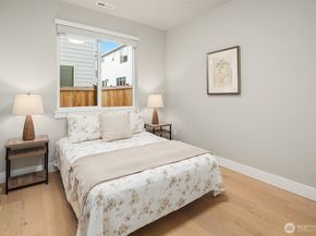 22210 80th Avenue W, Edmonds WA 98026