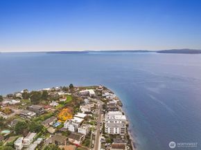 3089 Alki Avenue SW 2, Seattle WA 98116