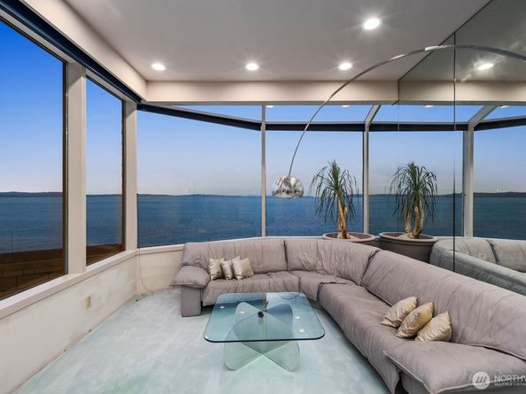 3089 Alki Avenue SW 2, Seattle WA 98116