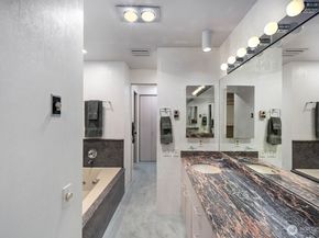 3089 Alki Avenue SW 2, Seattle WA 98116