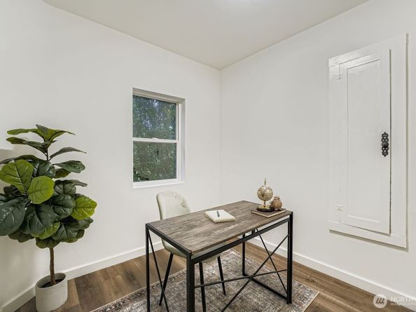 102 N Street NE, Auburn WA 98002