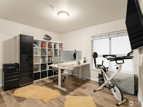 1504 Aurora Avenue N 101, Seattle WA 98109