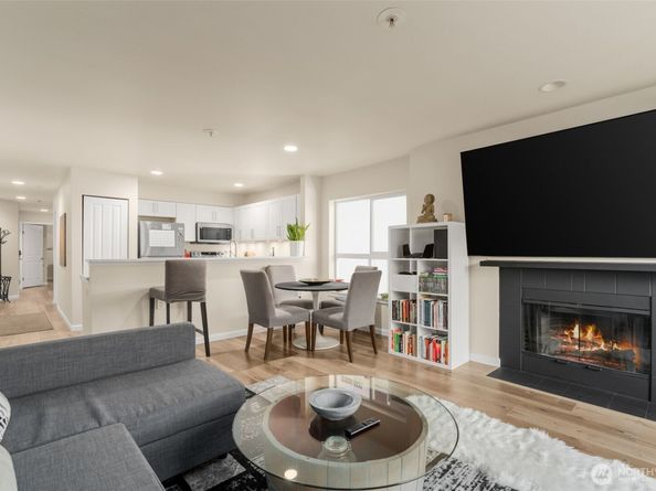 1504 Aurora Avenue N 101, Seattle WA 98109