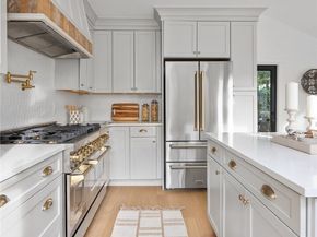 1014 4th Avenue N, Seattle WA 98109