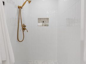 1014 4th Avenue N, Seattle WA 98109