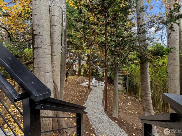 1014 4th Avenue N, Seattle WA 98109