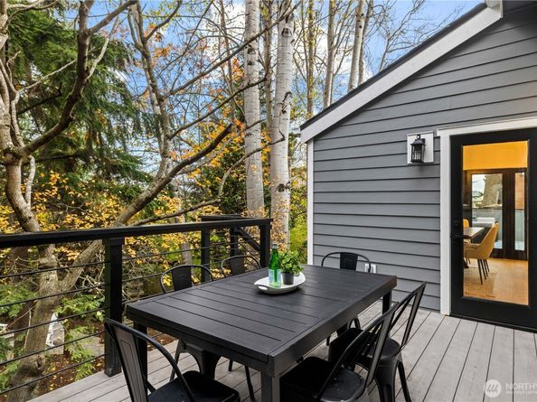 1014 4th Avenue N, Seattle WA 98109