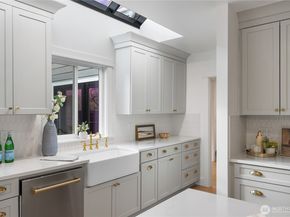 1014 4th Avenue N, Seattle WA 98109