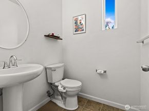 15720 Manor O1, Lynnwood WA 98087