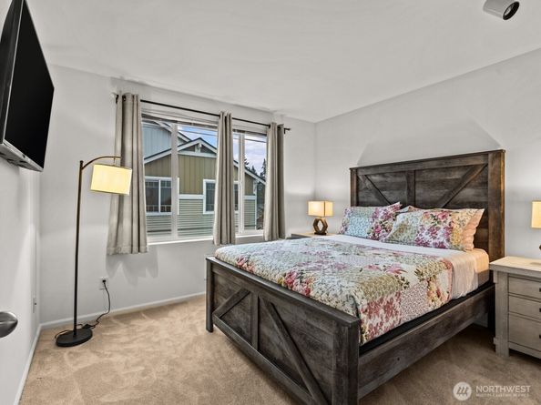 15720 Manor O1, Lynnwood WA 98087