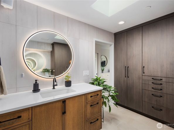 12037 89th Place NE, Kirkland WA 98034