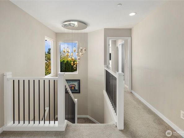 12037 89th Place NE, Kirkland WA 98034