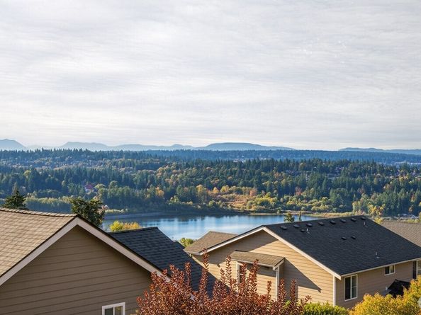 12037 89th Place NE, Kirkland WA 98034