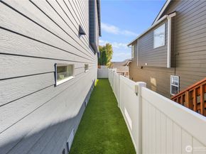 12037 89th Place NE, Kirkland WA 98034