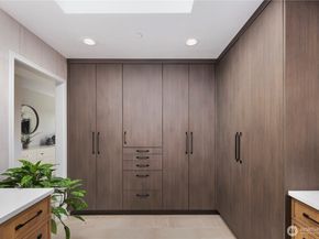 12037 89th Place NE, Kirkland WA 98034