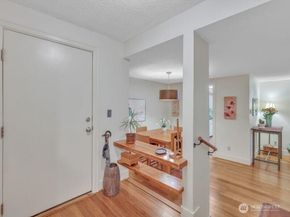 4629 W Lake Sammamish Parkway SE H206, Issaquah WA 98027