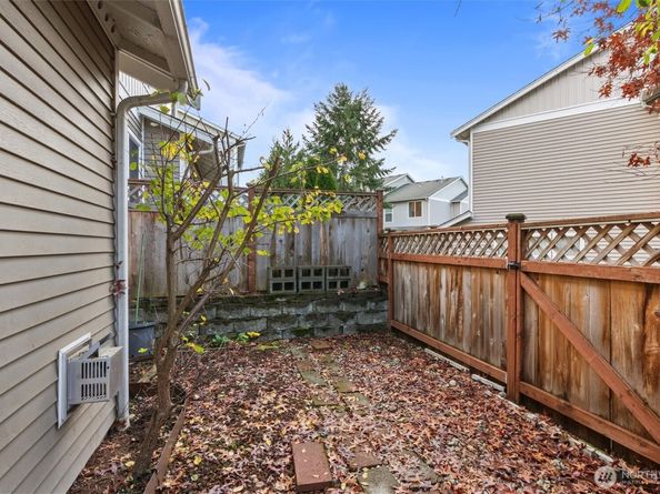 3030 SE 12TH Street 1077, Renton WA 98058