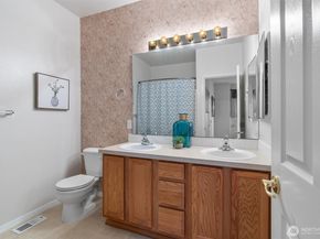 3030 SE 12TH Street 1077, Renton WA 98058