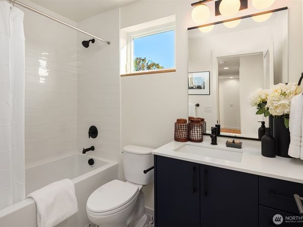 1723 NW 63rd Street, Seattle WA 98107