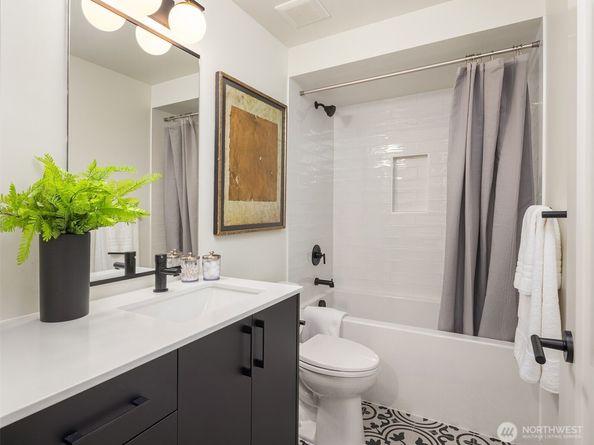 1723 NW 63rd Street, Seattle WA 98107