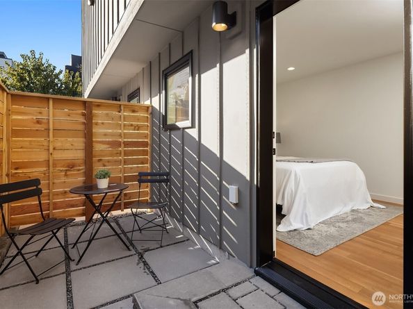 1723 NW 63rd Street, Seattle WA 98107