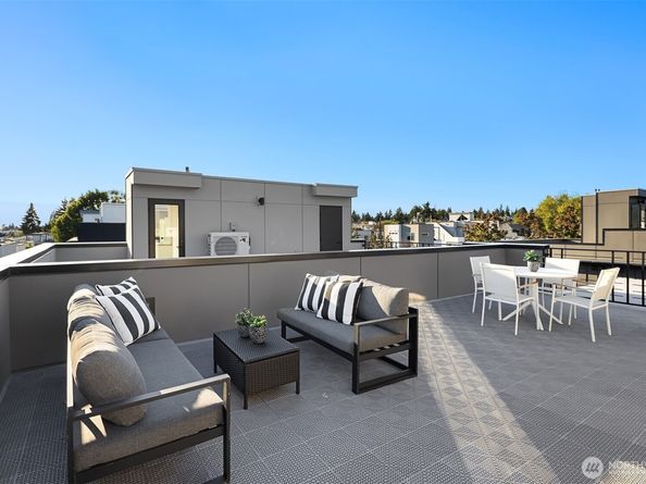 1723 NW 63rd Street, Seattle WA 98107