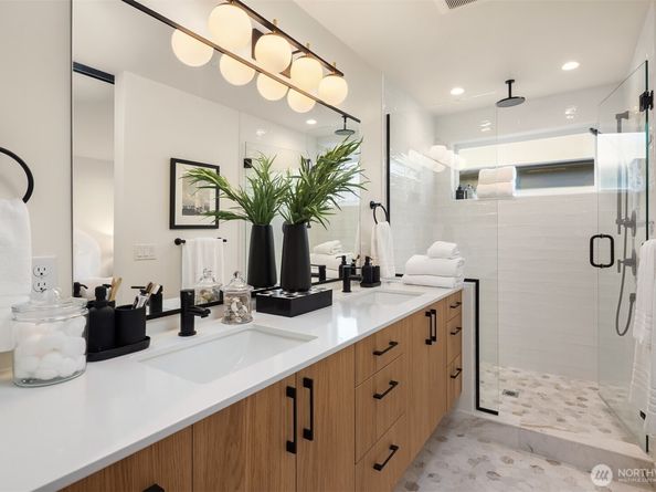 1723 NW 63rd Street, Seattle WA 98107