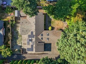 9223 128th Avenue NE, Kirkland WA 98033